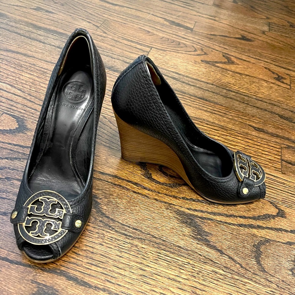 Tory Burch Pebble Leather Julianne Peep Toe Wedge